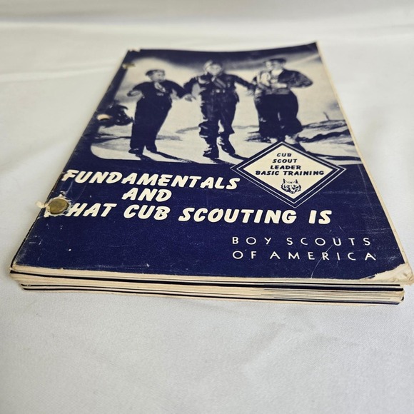 9 Vtg 50s Boy Scouts Of America Cub Scout Leader Basic Training Pamphlets - Picture 6 of 16